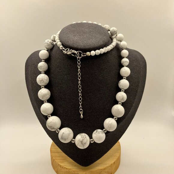 Howlite Gemstone Graduated 20 inch Necklace Handmade Brand New Gift Box included - Picture 10 of 15